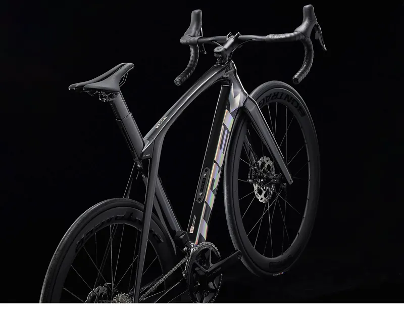 Trek Madone SL 6 Disc 2 Road Bike in Black-8